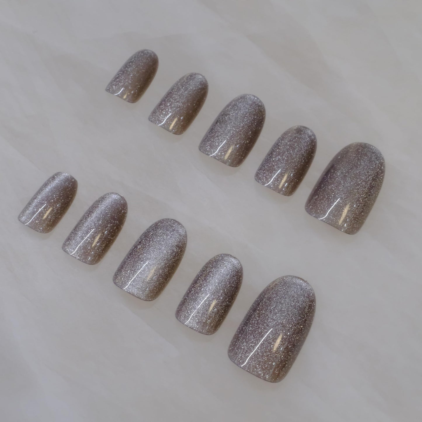 Glossy Cat Eye Short Round Press-On Nails for Daily Wear, Matte (Grey, 24 pcs)