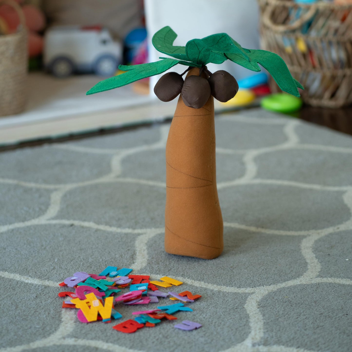 Constructive Playthings Chicka Chicka Boom Boom Childrens Book & Audiobook CD, Includes Alphabet and Tree Props, Attachable Felt Letters, Literacy Toddler Toys, 3 Years & older
