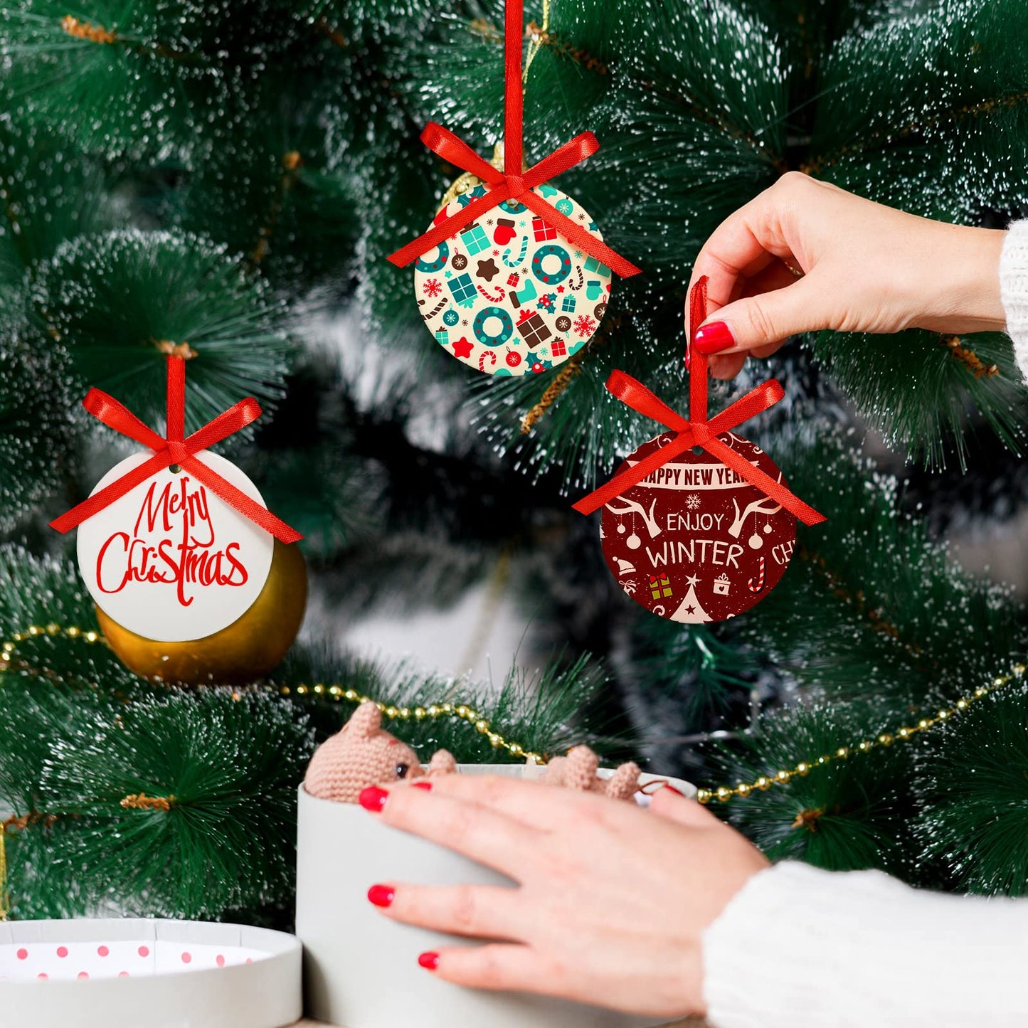 Patelai 15 Pieces Christmas Sublimation Ceramic Ornaments 3.15 Inch Round White Ceramic Christmas Ornaments DIY Blanks with Red Satin Ribbon Decoration