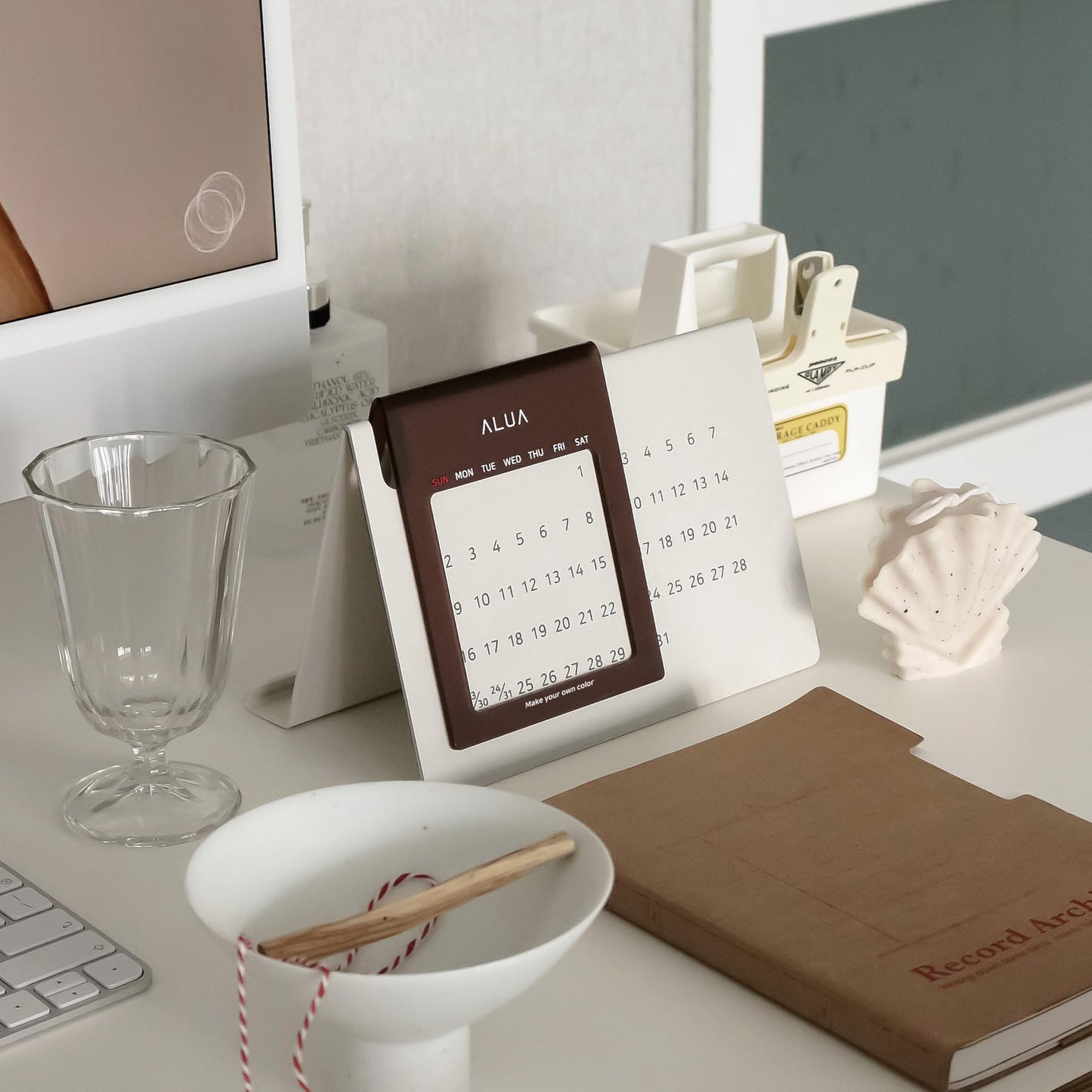 ALUA - Perpetual Calendar Premium Desk Calendar Reusable Yearly Planner Eco-Friendly and Timeless Design (Sand Cream)
