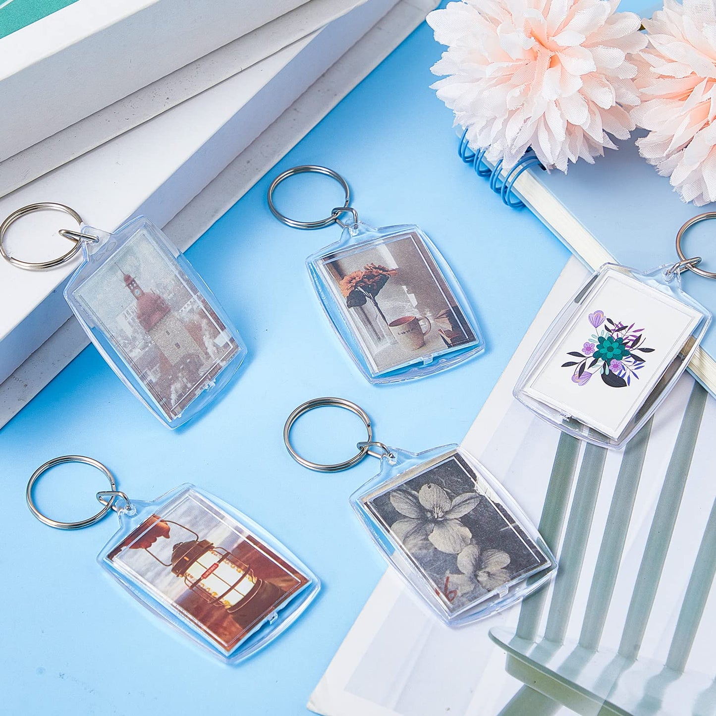 Junkin 500 Pcs 800 Pcs Acrylic Photo Frame Keyring 2.2 x 1.6 Inch Rectangle Clear Picture Keychains Bulk for DIY Crafts Family Gifts