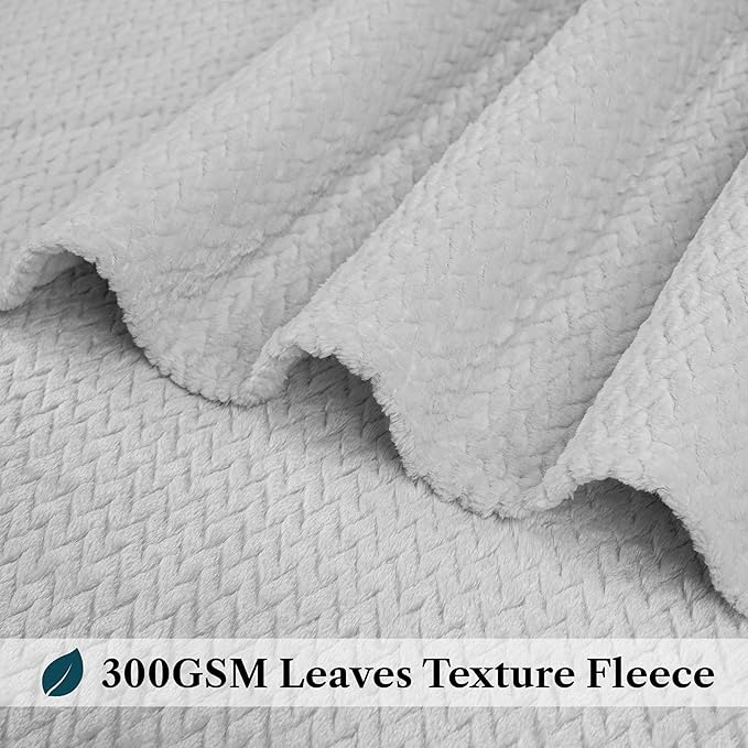 PAVILIA Soft Fleece Light Grey Throw Blanket for Couch, Lightweight Plush Warm Blankets for Bed, Fuzzy Cozy Flannel Blanket Throw for Sofa, Travel, Jacquard Pattern, Light Gray, 50x60 inch