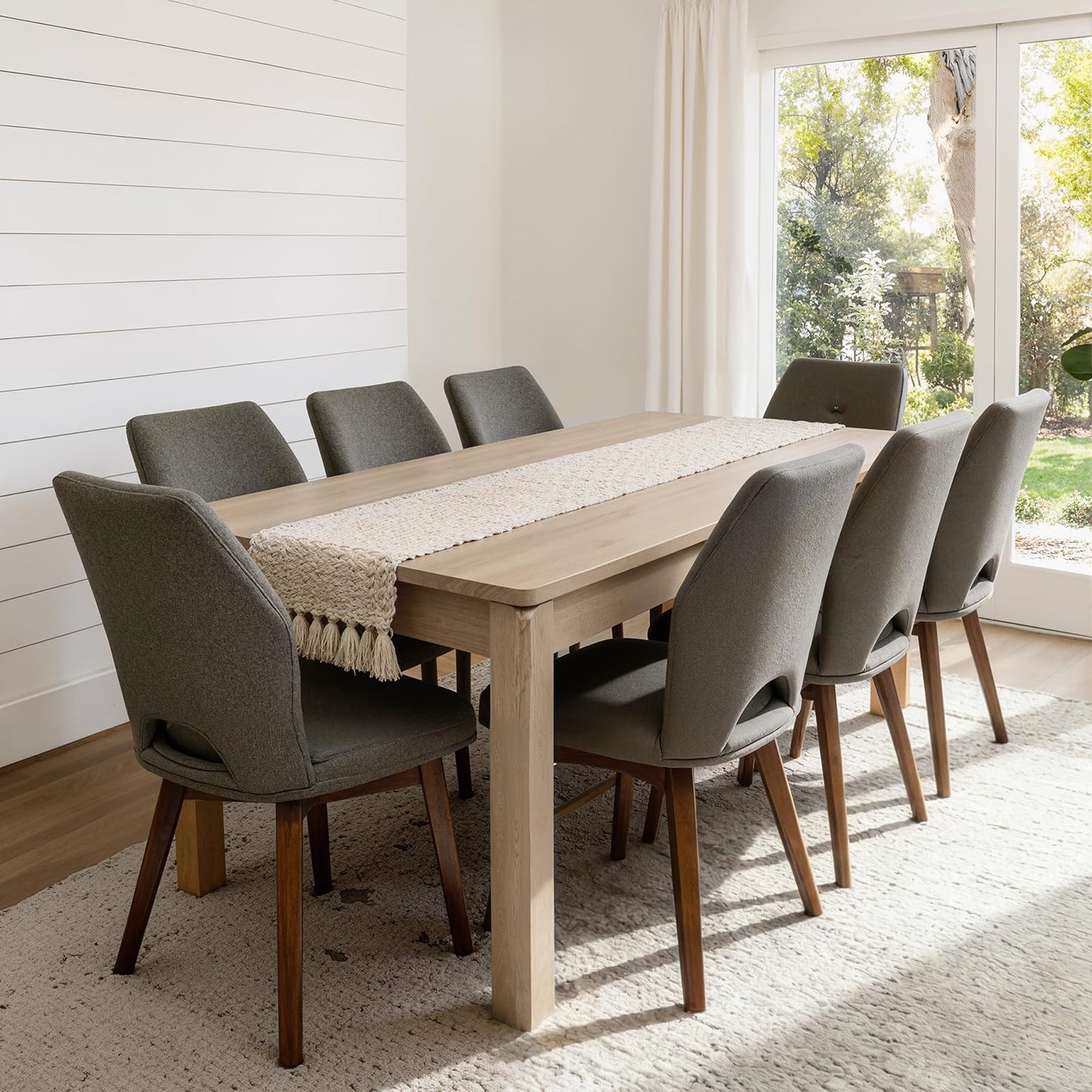 Farmhouse Dining Table, 70" Rectangular Wooden Kitchen Table for 4–6 People, Modern Dining Table & Home Office Desk for Family Gatherings and Study, Easy to Clean, Rustic