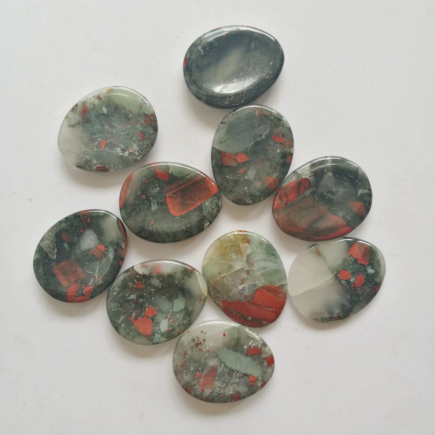 Bacatgem Natural African Bloodstone Water Drop Chakra Thumb Worry Stone,Stress Relax Healing Reiki Crystal Pocket Palm Stones