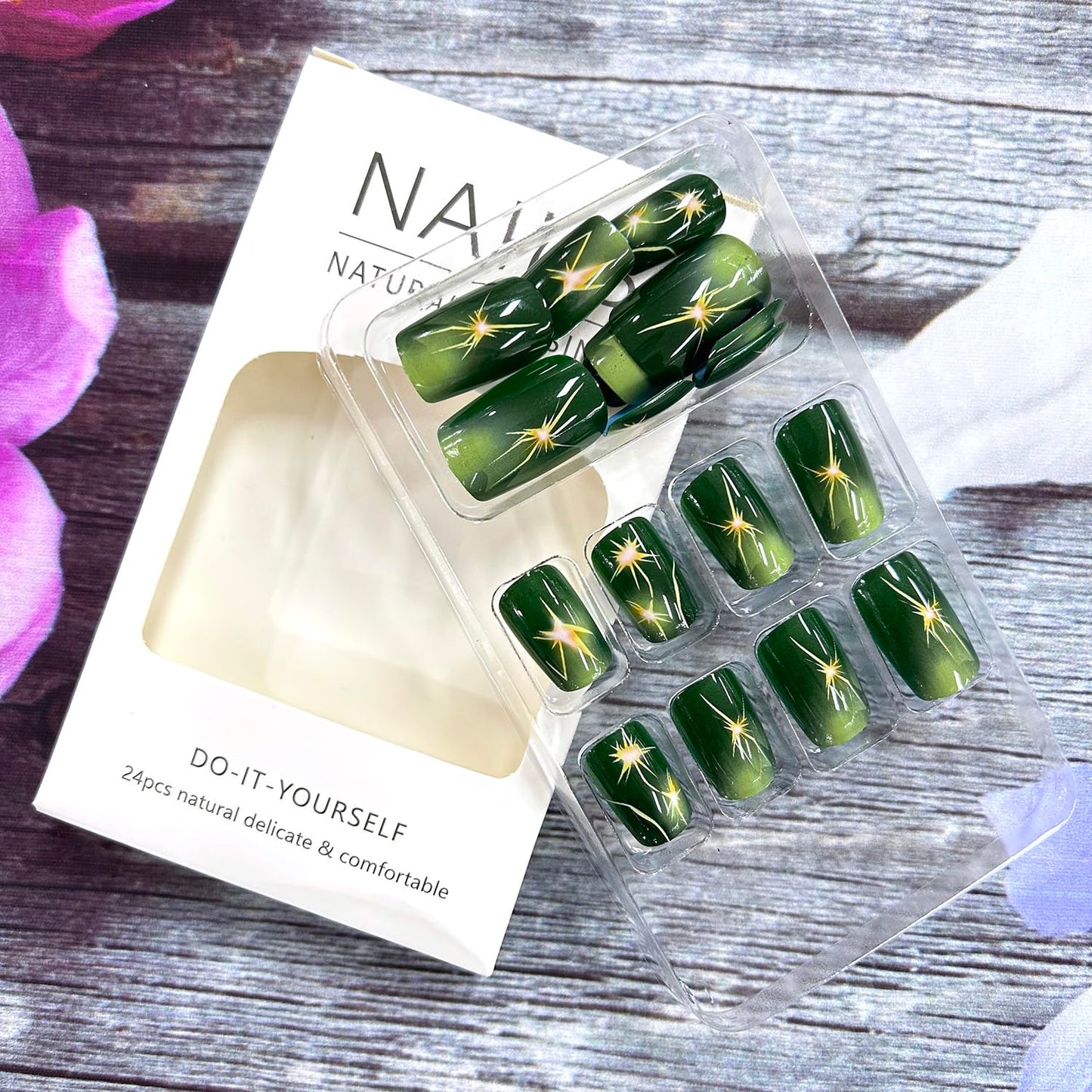 Green Press on Nails Medium Square Lightning Design Full Cover Glossy Artificial Acrylic Coffin Nails Reusable Glue on DIY Stick on for Women 24Pcs