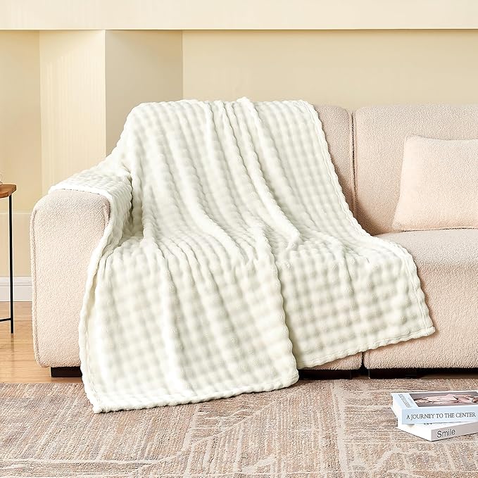 SOCHOW Cream White Bubble Fleece Blanket for Couch, Super Soft Cozy Cute Throw Blanket for Women, Decorative Fuzzy Flannel Blanket, 50 x 60 Inches