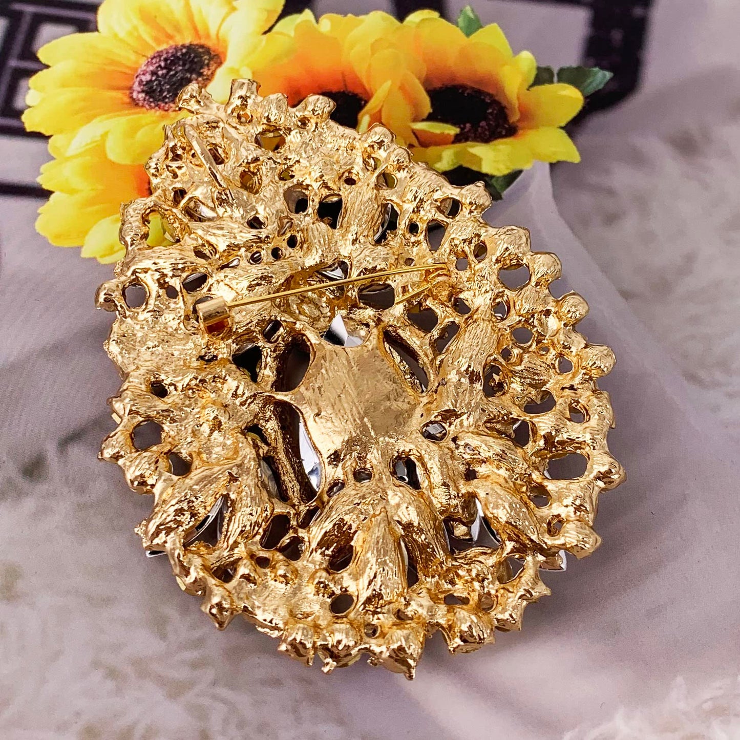 SELOVO Huge Big Large Flower Statement Brooches and Pins Scarf Decoration Gold Tone (Gold)