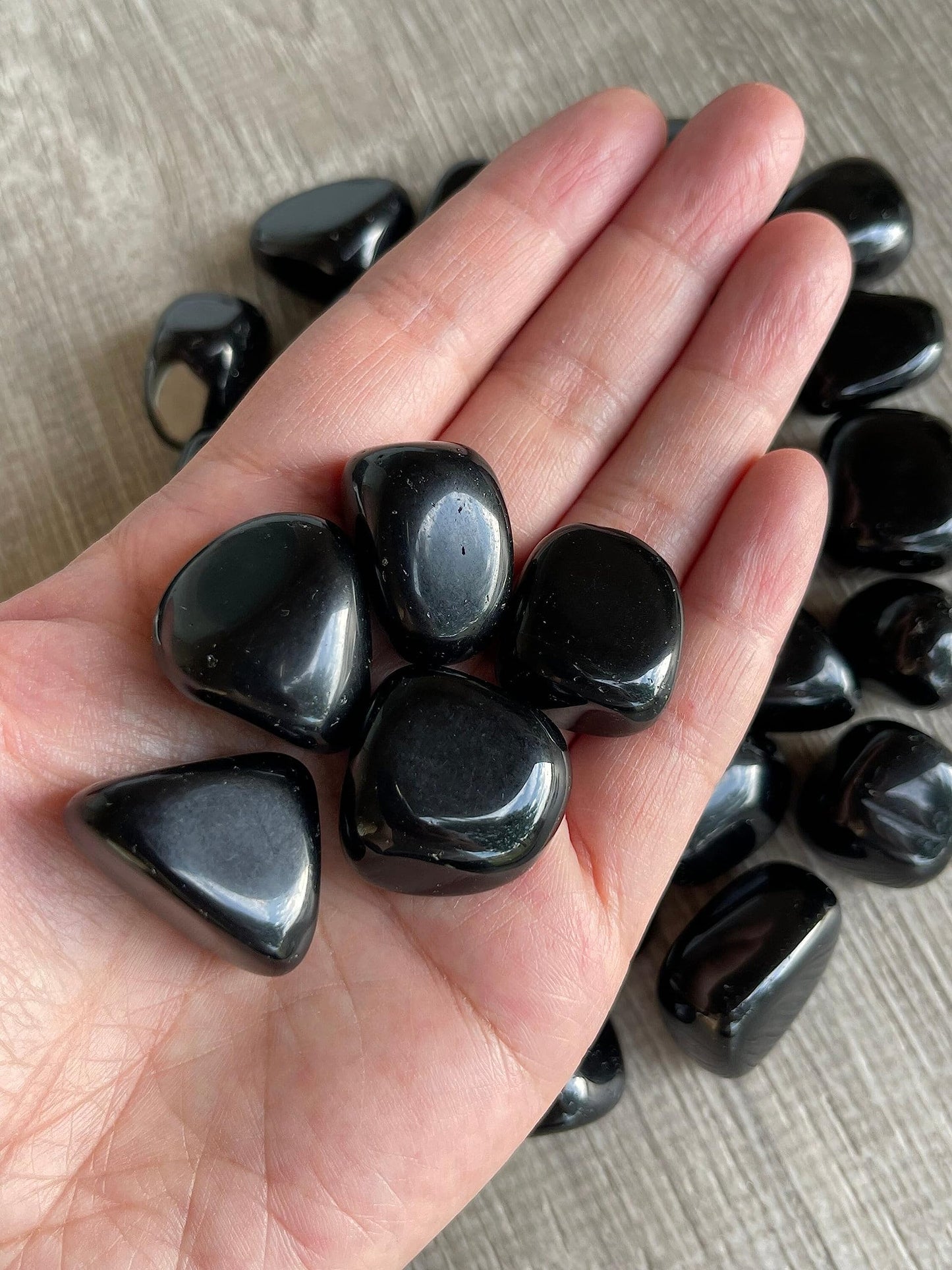 GAF TREASURES 5 Pcs Black Obsidian Tumbled Stones, Polished Black Obsidian Stone, Black Obsidian Healing Crystals (Black Obsidian)