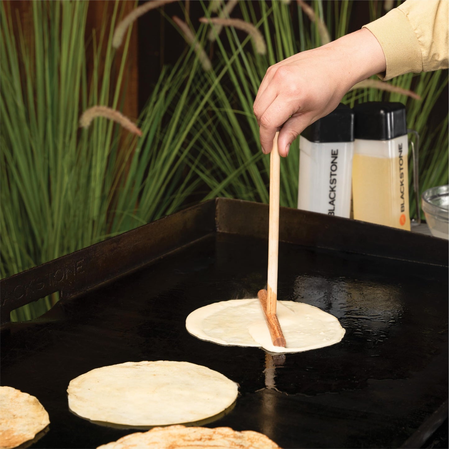 Plastic Batter Dispenser, Cast Iron Bacon Griddle Weight Press, 10 Inches Stainless Steel Omelet Egg Ring, Wood Wooden Crepe Spreader Spatula