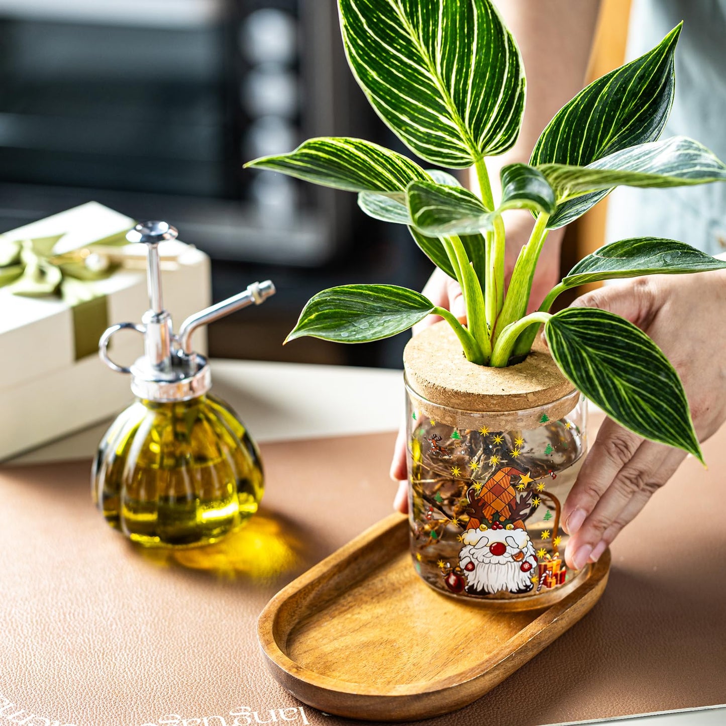 Christmas Vases, 2 Sizes Propagation Jars with Christmas Decorations Patterns, Desktop Glass Hydroponic Planter for Plant Cuttings, for Plant Lovers (6)