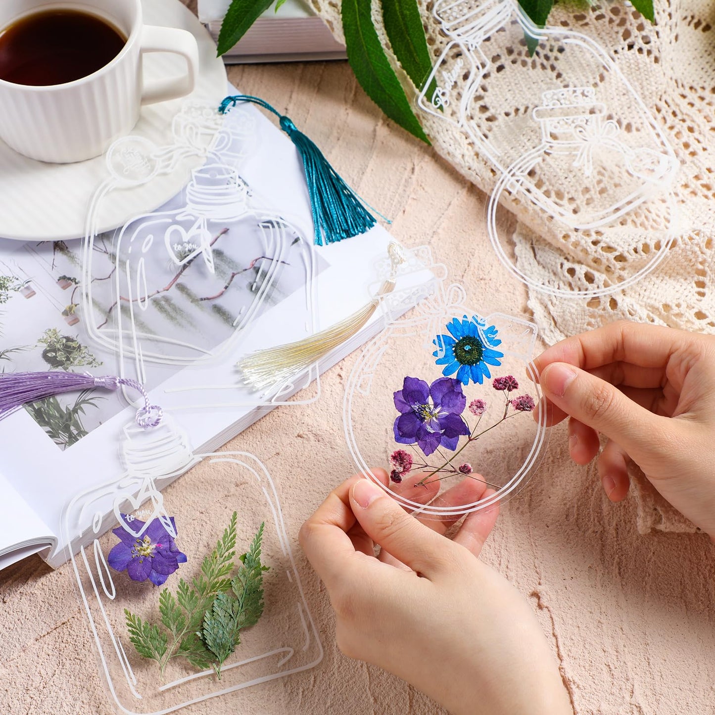 TaoBary 161 Pcs DIY Transparent Dried Flower Bookmark Set Include Clear Bookmarks Dried Flowers Colorful Tassels and Tweezer Handmade Dried Floral Bookmark for Reader Book Bottle(Pretty)