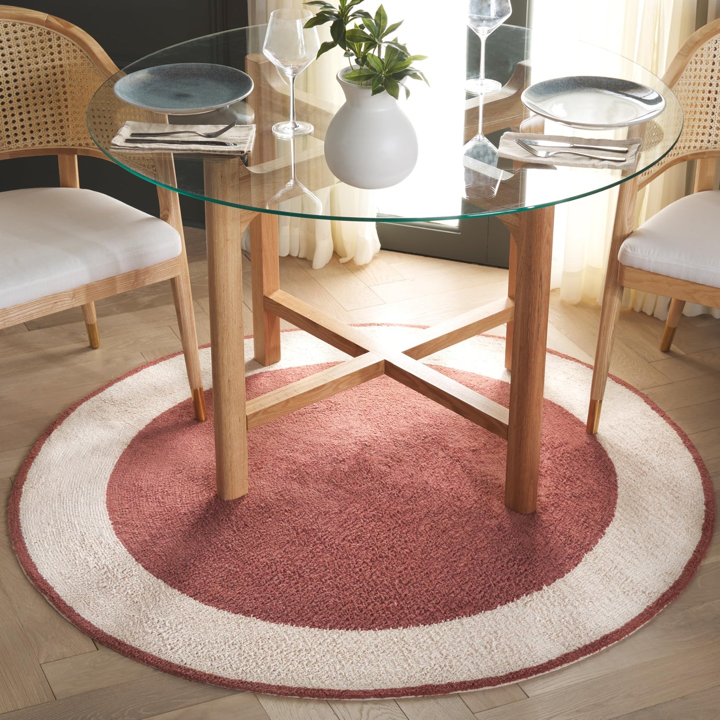SAFAVIEH Washable Rug Easy Care Collection - 4' Round, Ivory & Rust, Handmade Cotton, Easy to Clean, Ideal for Foyer, Kitchen, Nursery, Office, Bedroom (ECR220P)