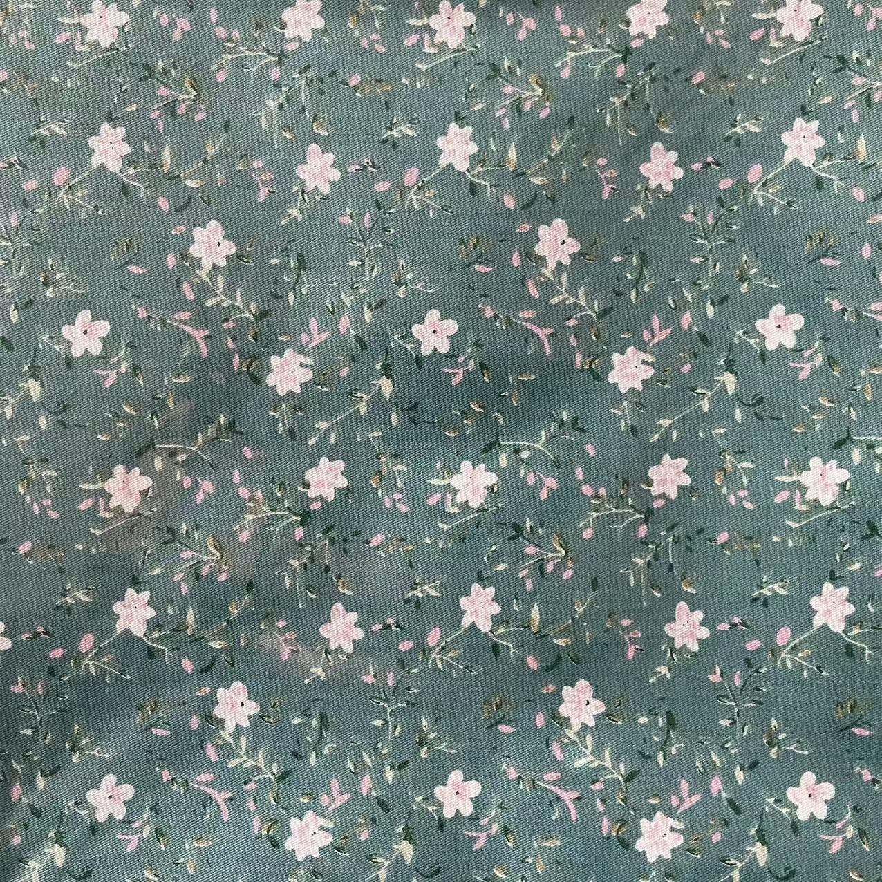 Light Weight Natural Cotton Fabric by The Yard DIY Making Supplies Quilting Patchwork Fabric DIY for Quilting Cotton Patchwork Cushions (Small Green Flowers, 2 Yard pre Cut)
