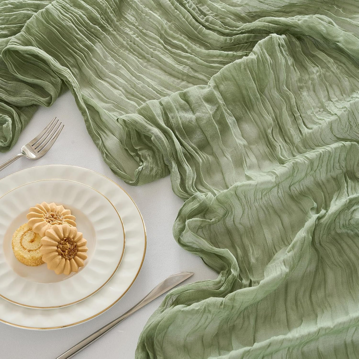 Fanami 6 Pack Cheesecloth Table Runner -10FT Sage Green Boho Gauze Cheese Cloth Table Runner 120 Inches Long Rustic Sheer Fabric Centerpieces for Wedding Birthday Party Bridal Baby Shower Decorations