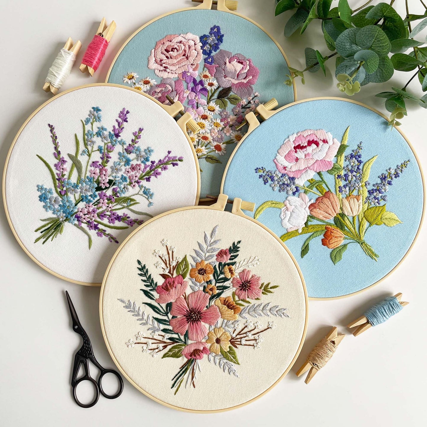 Myfelicity Embroidery Kit, 4 Flower Pattern Embroidery Set with 4 Patterns and 2 Hoops, Adult and Beginner Needlepoint Kit with Embroidery Floss, Needles, Cotton Fabric and Instructions…