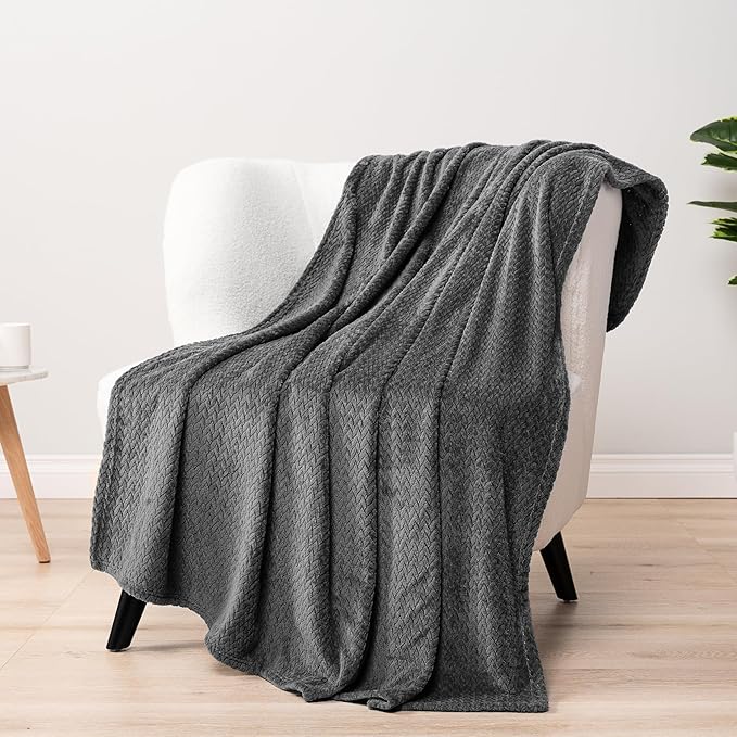 PAVILIA Soft Fleece Dark Grey Throw Blanket for Couch, Lightweight Plush Warm Blankets for Bed, Fuzzy Cozy Flannel Blanket Throw for Sofa, Travel, Jacquard Pattern, Charcoal Gray, Twin, 60x80 inch