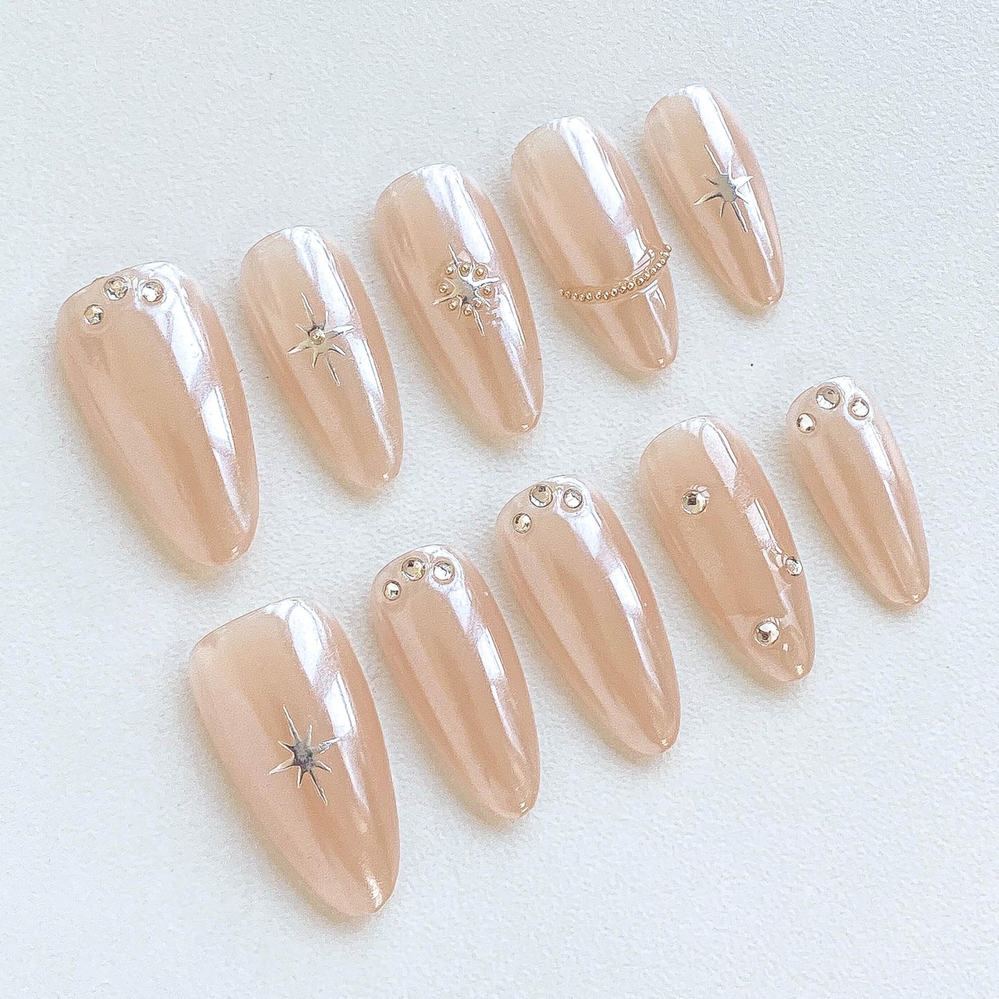 GLORS Almond Press-On Nails, Nude with Crystal Rhinestones and Star Design, Handmade False Nail 10 Pieces (Small, Almond)