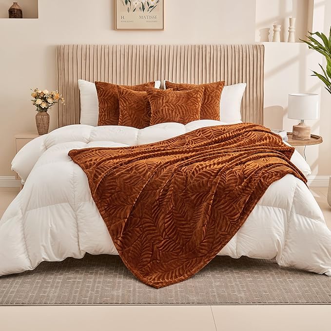 SOCHOW Super Soft Flannel Fleece Fall Throw Blanket, Lightweight Cozy Warm Leaves Textured Plush Blanket for Bed Couch Sofa, 50 x 60 Inches, Caramel