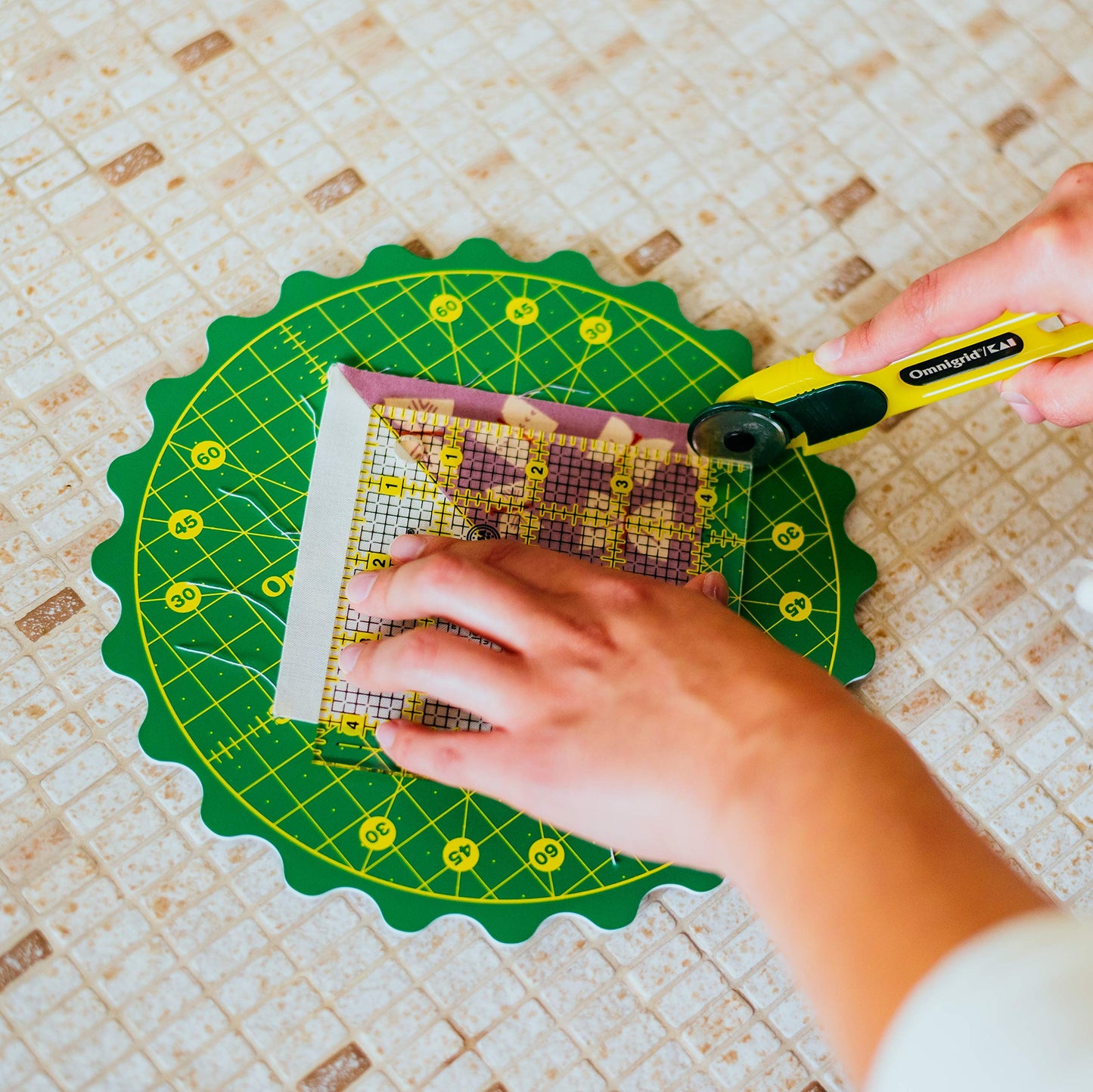 Omnigrid 360 Rotating Self-Healing Cutting Mat, 8 Inch Precision Fabric Cutting Mat with Durable Surface for Quilting, Sewing & Crafts