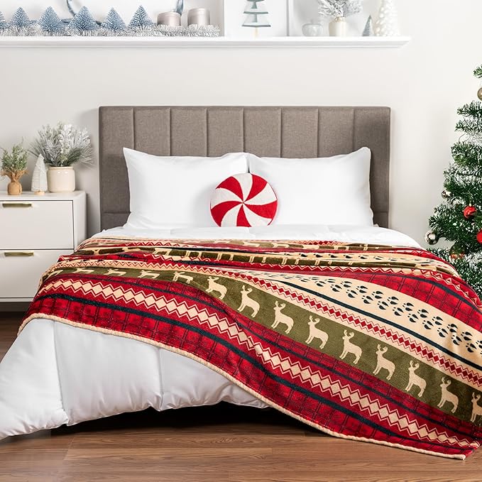 PAVILIA Christmas Throw Blanket | Red Christmas Holiday Fleece Blanket | Soft, Plush, Warm Winter Cabin Throw, 50x60 (Red Christmas)