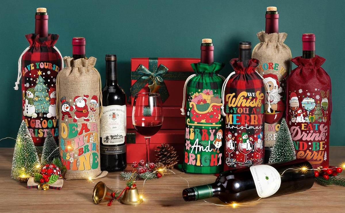 Aoonby 24PCS Burlap Wine Bags Christmas Wines Gift Bag, Drawstring Retro Christmas Bottle Cover Gift Bag w/Tag, Reusable Wines Bags for Bottles Gifts Wine Bottle Covers for Xmas Holiday Party Decor