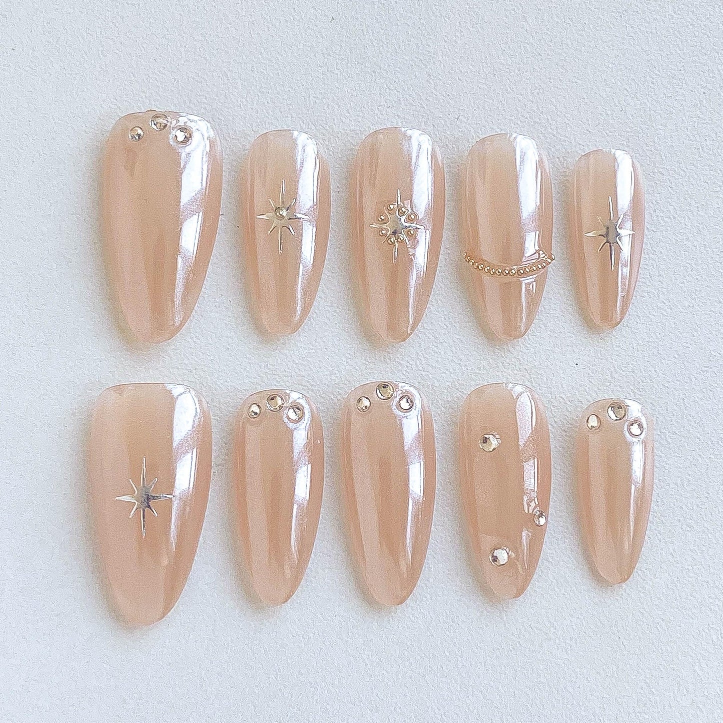 GLORS Almond Press-On Nails, Nude with Crystal Rhinestones and Star Design, Handmade False Nail 10 Pieces (Small, Almond)