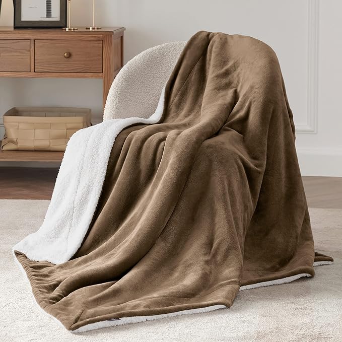 Bedsure Sherpa Fleece Throw Blanket for Couch - Thick and Warm, Soft Fuzzy Plush Throw Blanket for Winter, Camel, 50x60 Inches