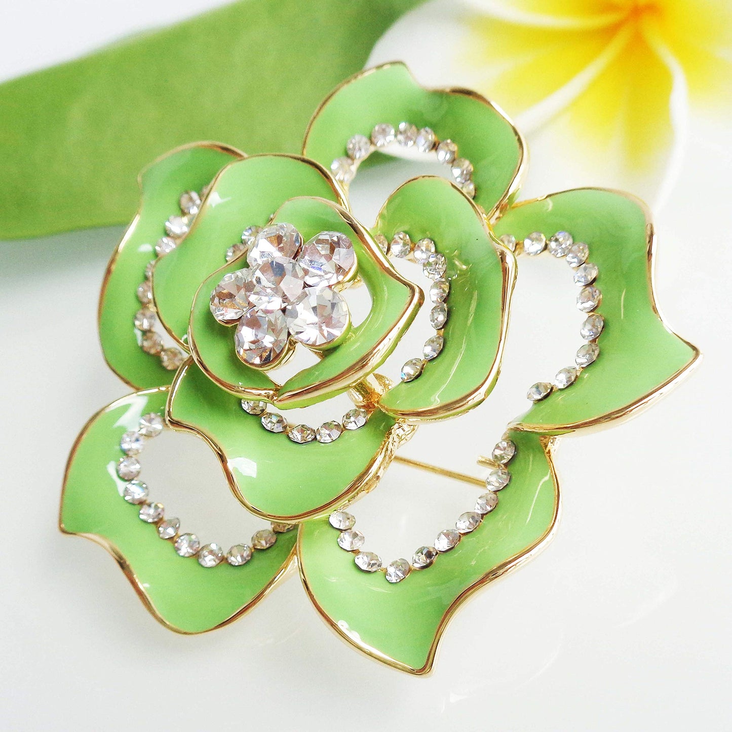 Navachi 18k Gold Plated Crystal Green Enamel Rose Flower Az7195b Brooch pins