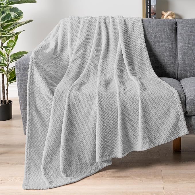 PAVILIA Soft Fleece Light Grey Throw Blanket for Couch, Lightweight Plush Warm Blankets for Bed, Fuzzy Cozy Flannel Blanket Throw for Sofa, Travel, Jacquard Pattern, Light Gray, Twin, 60x80 inch