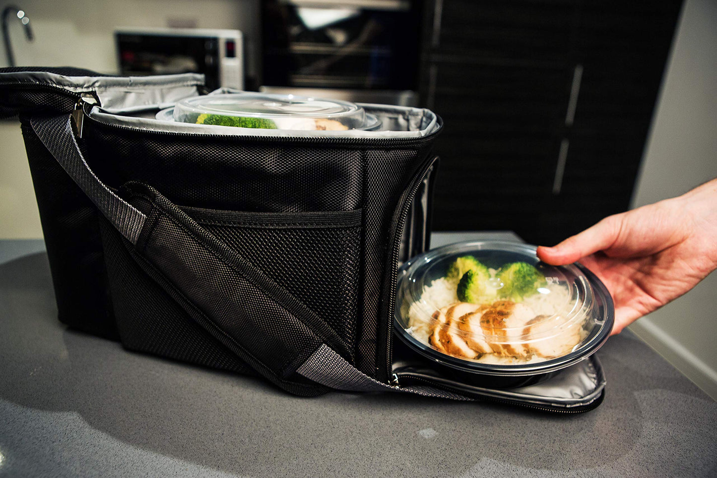 Prep Naturals Meal Prep Containers - Dishwasher-Safe Plastic Bowls with Lids - Freezer & Microwave-Safe Food Storage Containers with Lids - Portion-Control Meal Prep Bowls - 30 Pack, 24 Oz, Black