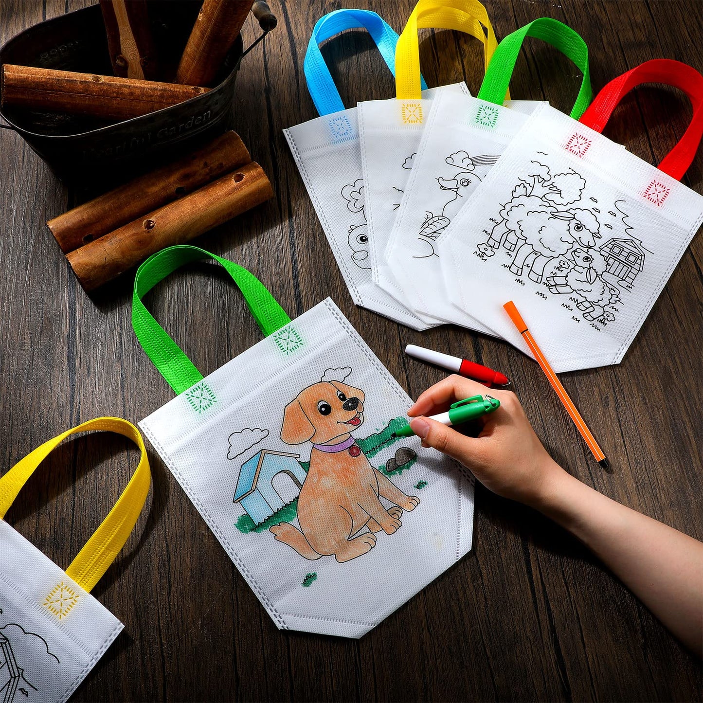 Kacctyen 45 Pcs Farm Animals Color Your Own Goodie Bags Craft Bulk Reusable Coloring Art Party Favor Paint Graffiti Bags for Farm Theme Barnyard Birthday, 9 Styles