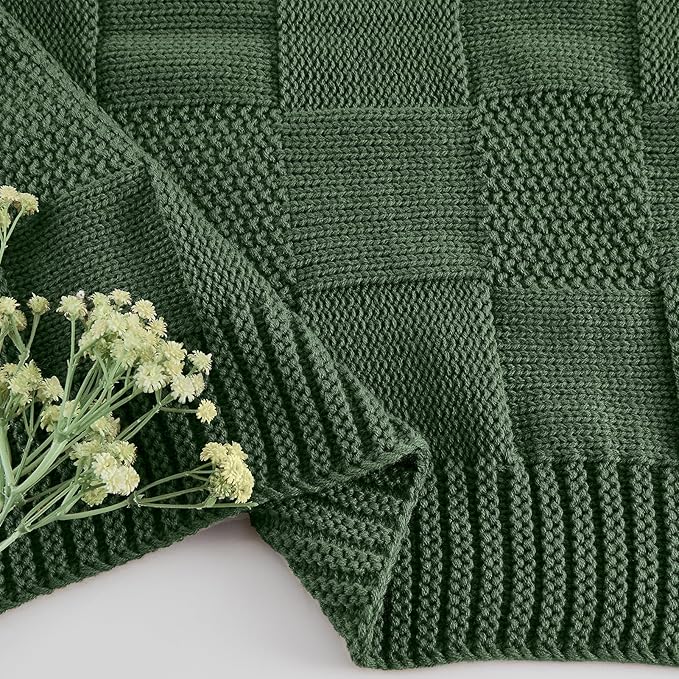 CozeCube Check Knit Throw Blanket,Christmas Green Checkered Bedroom Blanket for Couch, Soft Cozy Warm Knitted Blanket for Bed Sofa Living Room, Decorative Spring Fall Throw Blanket, 60"X80"