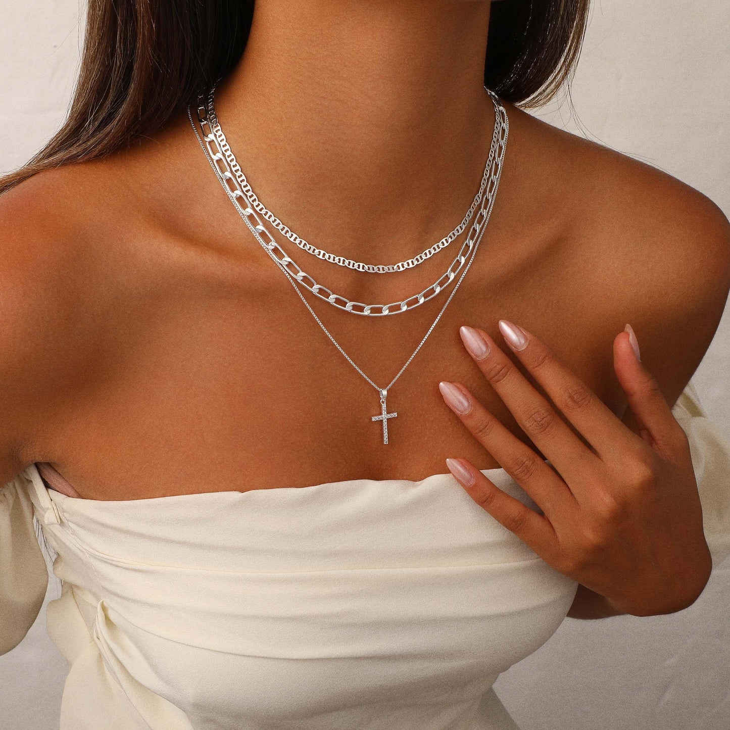 Nancomy Layered Gold Cross Necklaces for Women, Stack Stackable 14K Silver Plated Cubic Zirconia Pendant Necklace Set Dainty Choker Layering Necklaces for Women Faith Jewelry Religious Gift