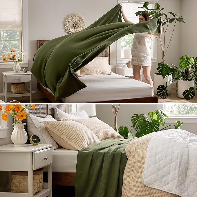 Bedsure 100% Cotton Blanket King Size for Bed - Breathable and Lightweight, Soft Cozy Textured Herringbone Woven Blanket for Summer Spring, Olive Green, 108x90 inches