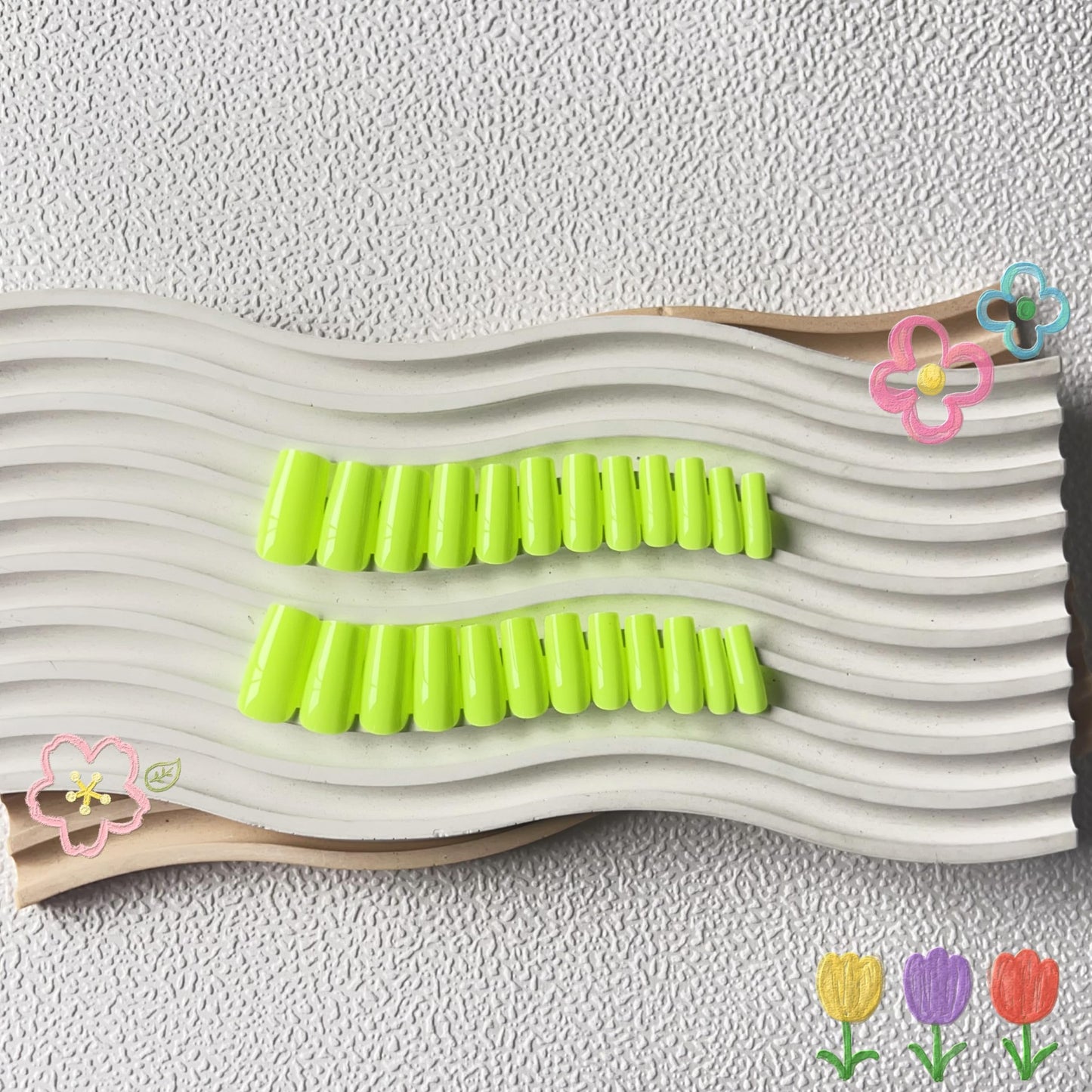 KQueenest Neon Green Press on Nails Medium Long Square, Gloss Solid Color Full Cover Medium Fake Nails Nails Press Ons, Natural Acrylic Glue on Nails For Women, Gel Square Tip Nails Set, in 24 Pcs