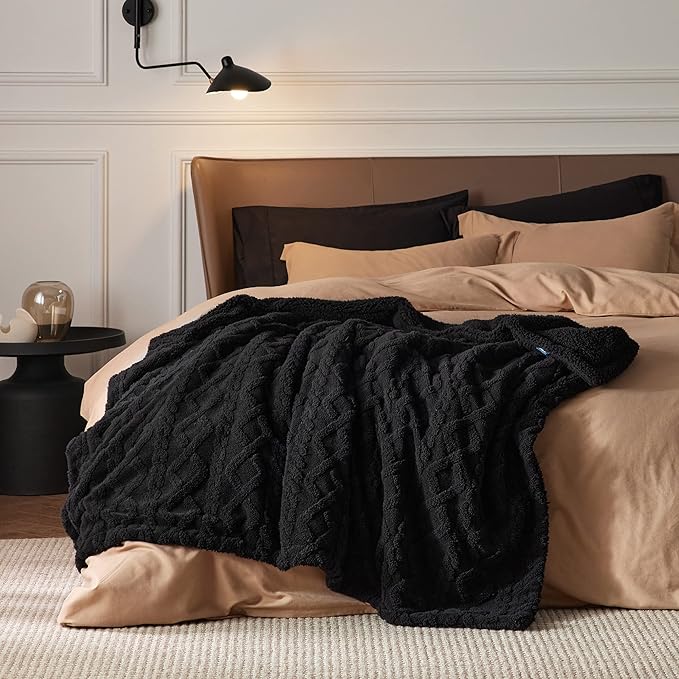 Bedsure Sherpa Fleece Blanket Twin Size for Bed - GentleSoft Fluffy & Cozy Cable Jacquard Tufted for Women Gift, Thick and Warm Blankets for Winter, Black, 60x80 Inches