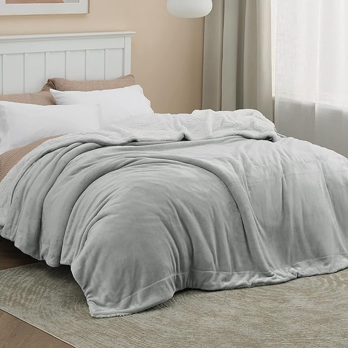 Bedsure Sherpa Fleece Blankets King Size for Bed - Thick and Warm, Soft Fuzzy Plush King Blanket for Winter, Light Grey, 108x90 Inches