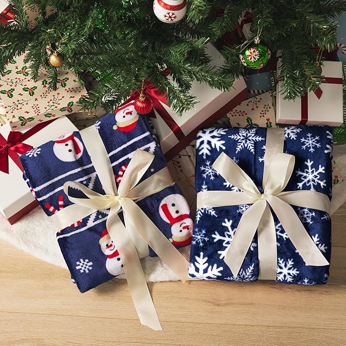 PAVILIA Christmas Throw Blanket | Navy Snowflake Christmas Fleece Blanket | Soft, Plush, Warm Winter Cabin Throw, Twin 60x80 (Navy/White Snowflake)