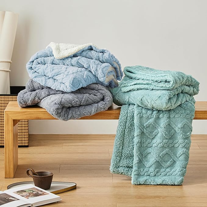 Bedsure Sherpa King Size Blanket for Bed- GentleSoft Fleece Fluffy & Cozy Cable Jacquard Tufted for Women Gift, Thick and Warm Blankets for Winter, Blue, 108x90 Inches