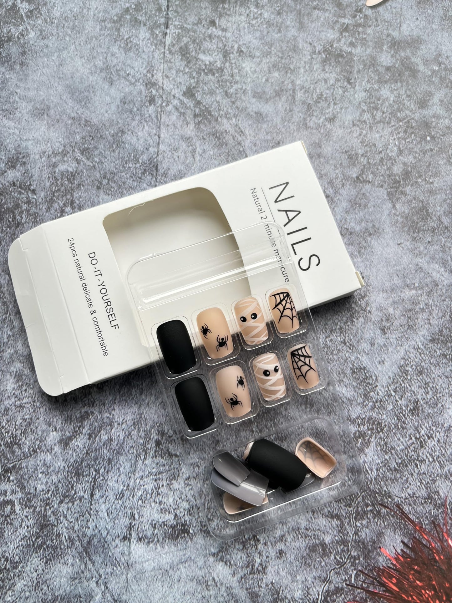 Halloween Press on Nails Short Square Fake Nails with Spiders Web Designs, Cute Halloween Glue on nails for Women Girls, Matte Halloween Acrylic False Nails for Women