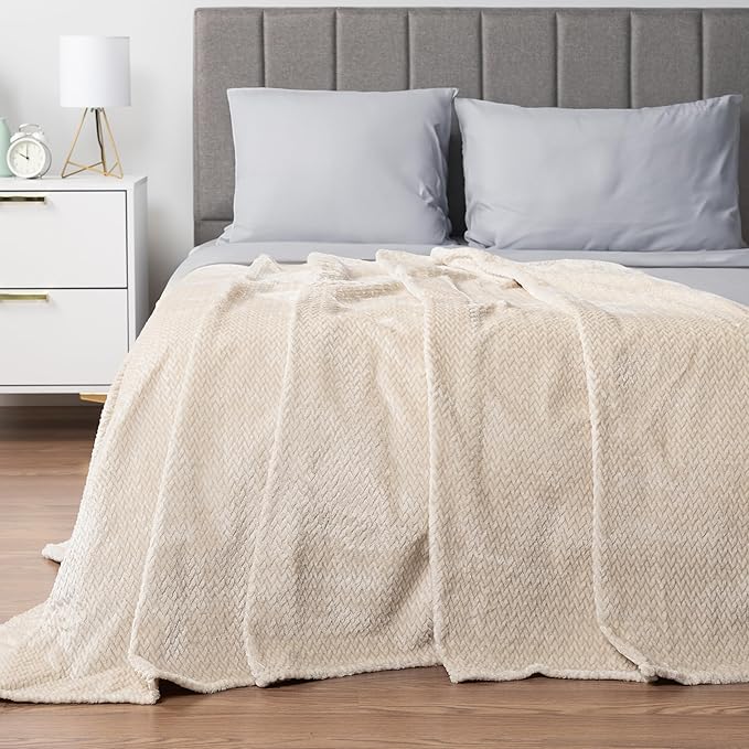 PAVILIA Soft Fleece Ivory Cream Throw Blanket for Couch, Lightweight Plush Warm Blankets for Bed, Fuzzy Cozy Flannel Blanket Throw for Sofa, Travel, Jacquard Pattern, Ivory/Cream, 50x60 inch