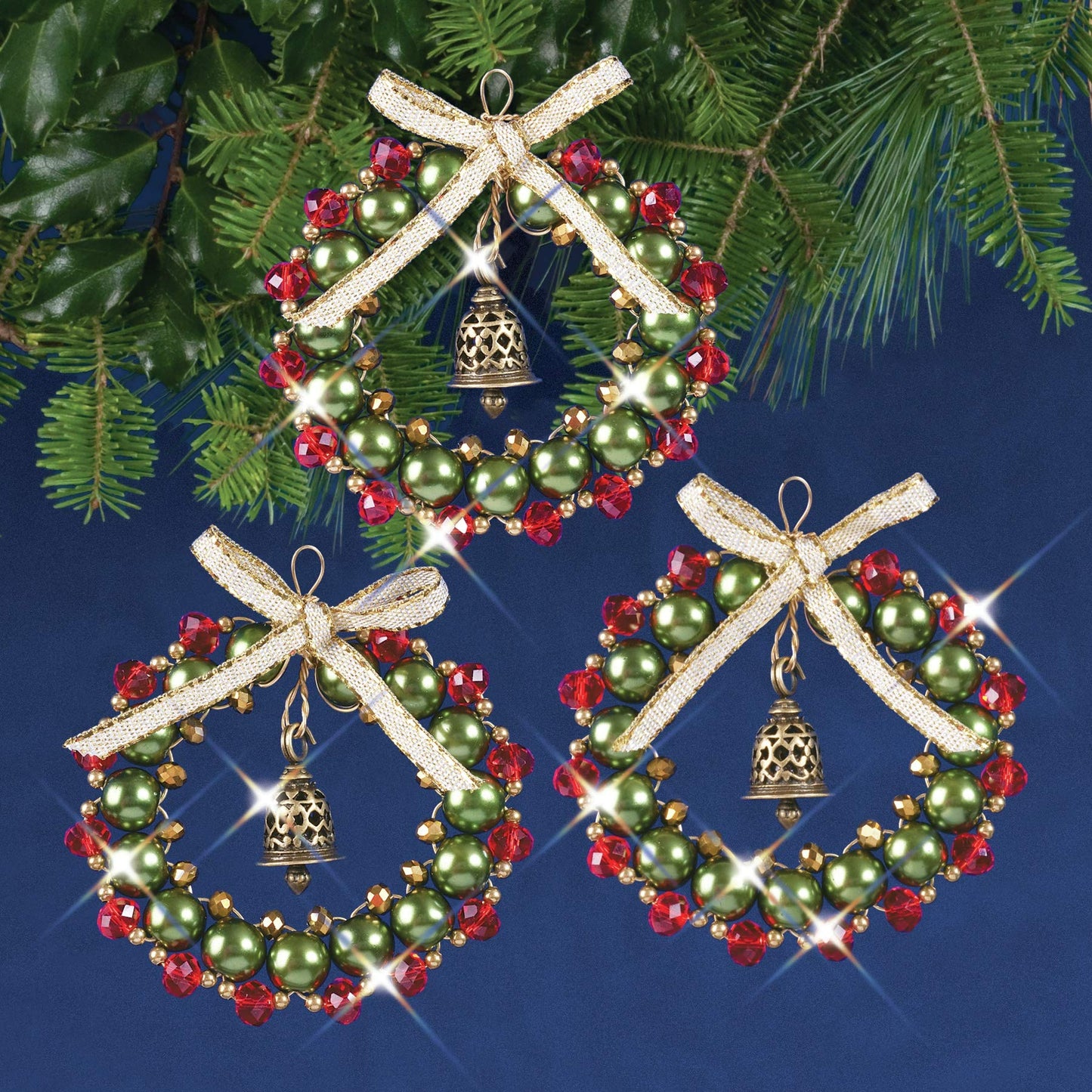 Solid Oak Beaded Orn Bell Wreath R/G/G/W