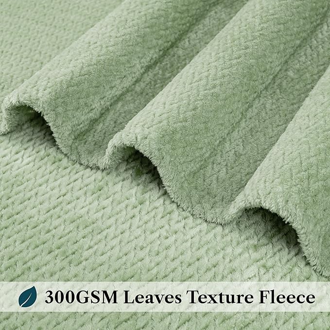 PAVILIA Soft Fleece Light Green Throw Blanket for Couch, Lightweight Plush Warm Blankets for Bed, Fuzzy Cozy Flannel Blanket Throw for Sofa, Travel, Jacquard Pattern, Sage Green, 50x60 inch