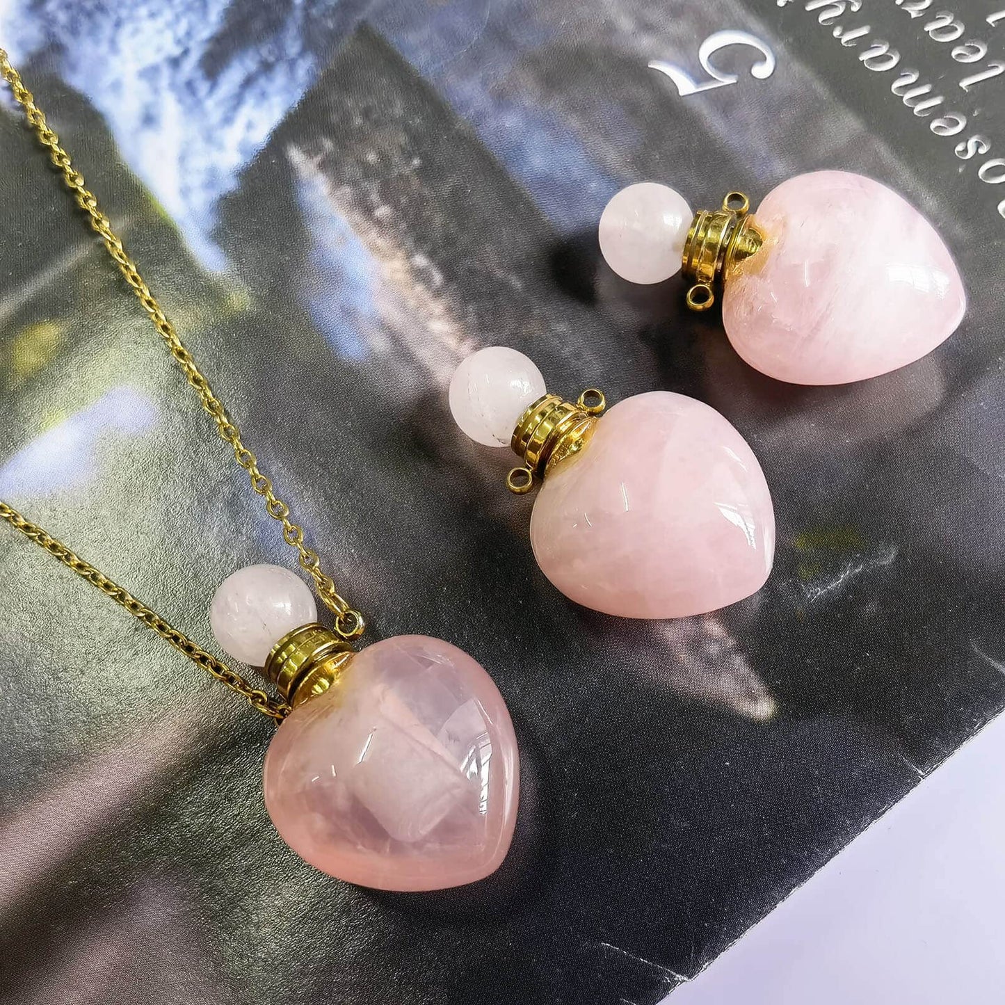 Ladywowu Real Rose Quartz Perfume Bottle Necklace, Rose Quartz Heart Stone Vial Necklace for Essential Oil