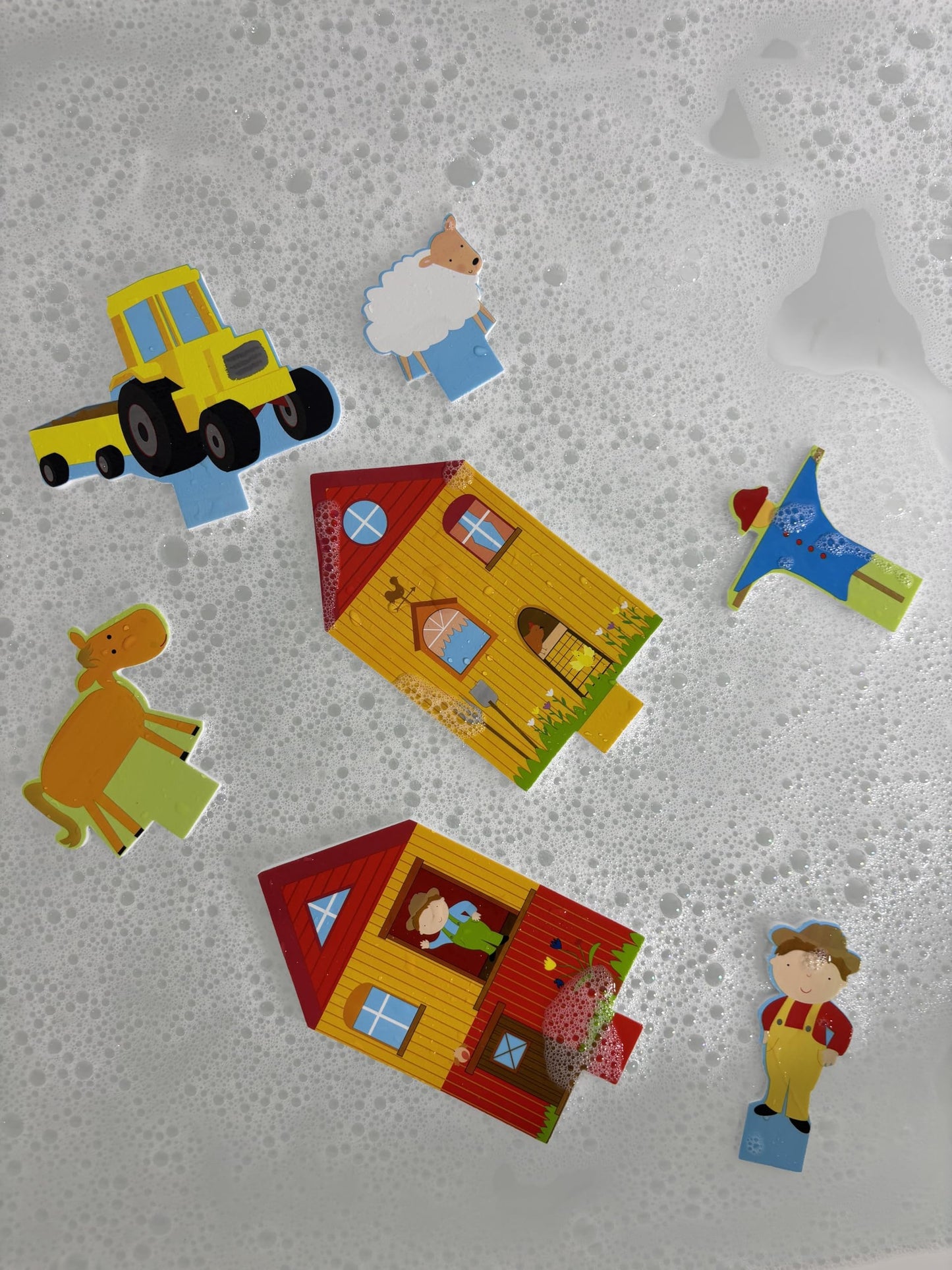 Buddy & Barney: Bath Time: Build & Play - On The Farm - Floating 3D Foam Stickers, Interactive Animal Scene, Suction Cup Mesh Bag, Water Toy, Kids 3+