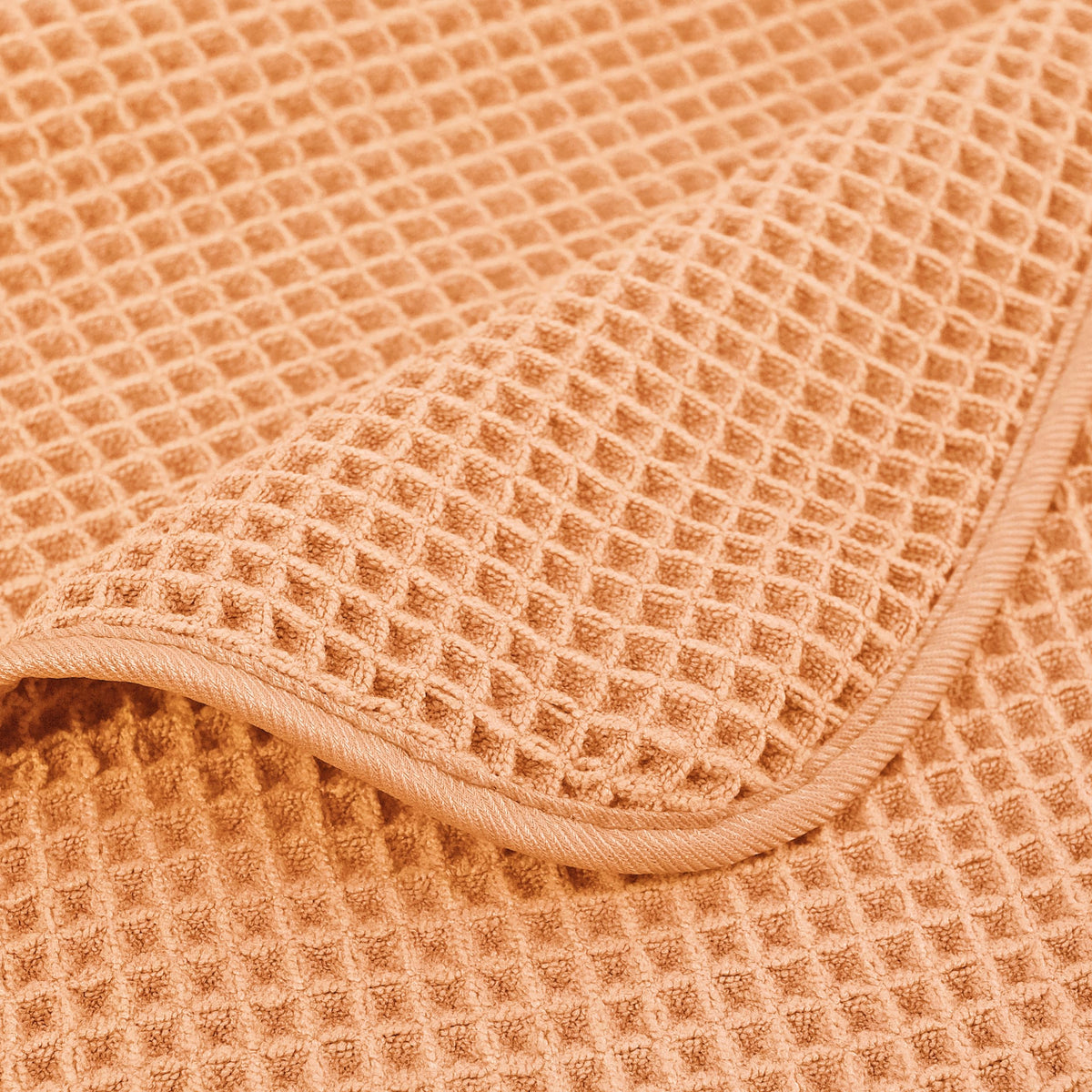 430 GSM Poly Blend Microfiber Quick Dry Waffle Bath Towel (4 Count)