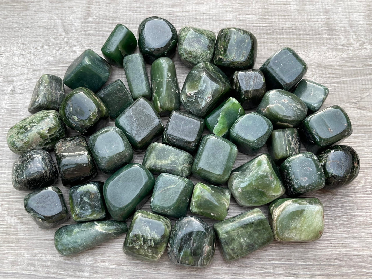 GAF TREASURES 5 Pcs Nephrite Jade Tumbled Stones, Polished Natural Nephrite Jade Gemstone, Nephrite Jade Healing Crystals (Nephrite Jade)