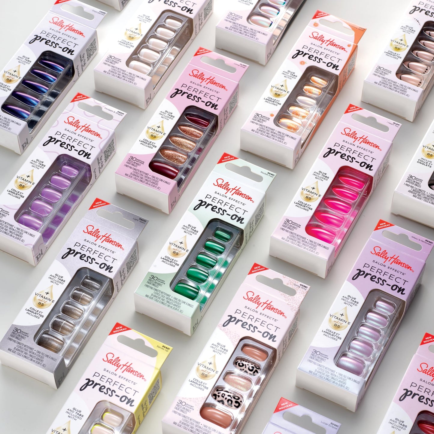 Sally Hansen Salon Effects Perfect Press-On Nails | Square Shape | Easy to Apply, Non-Damaging | 30 Nails, Nail Glue, Adhesive Tabs, File | A La Mode
