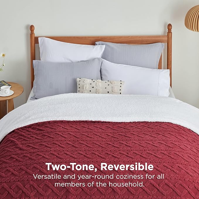 Bedsure Sherpa Queen Size Blanket for Bed - GentleSoft Fleece Fluffy & Cozy Cable Jacquard Tufted for Women Gift, Thick and Warm Blankets for Winter, Red, 90x90 Inches