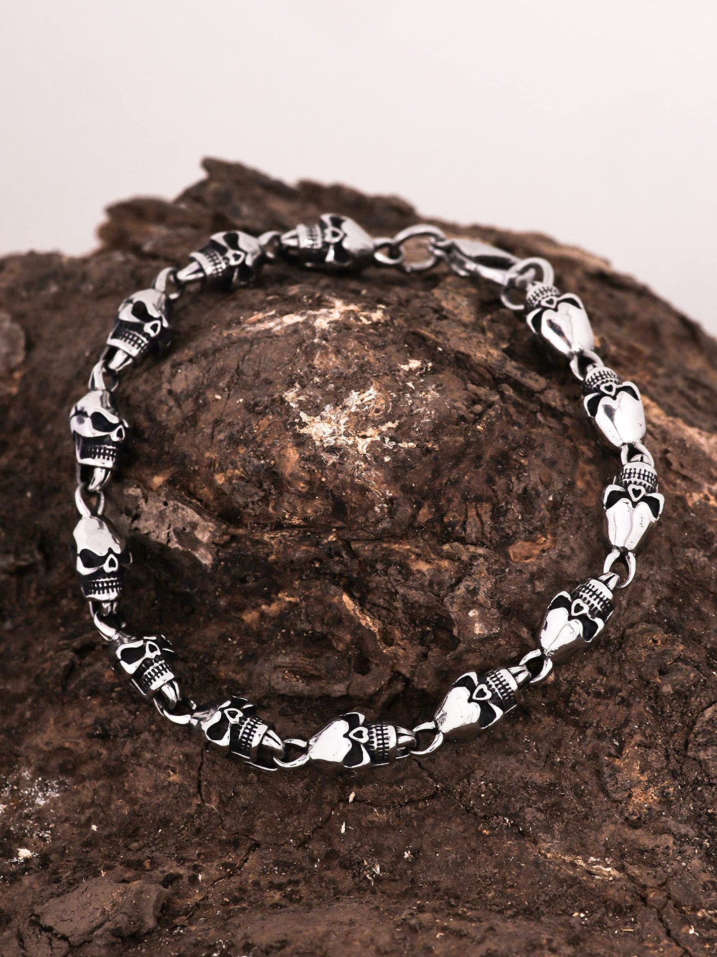 HAQUIL Stainless Steel Skull Linked Chain Bracelet, Jewelry Gifts for Women and Men